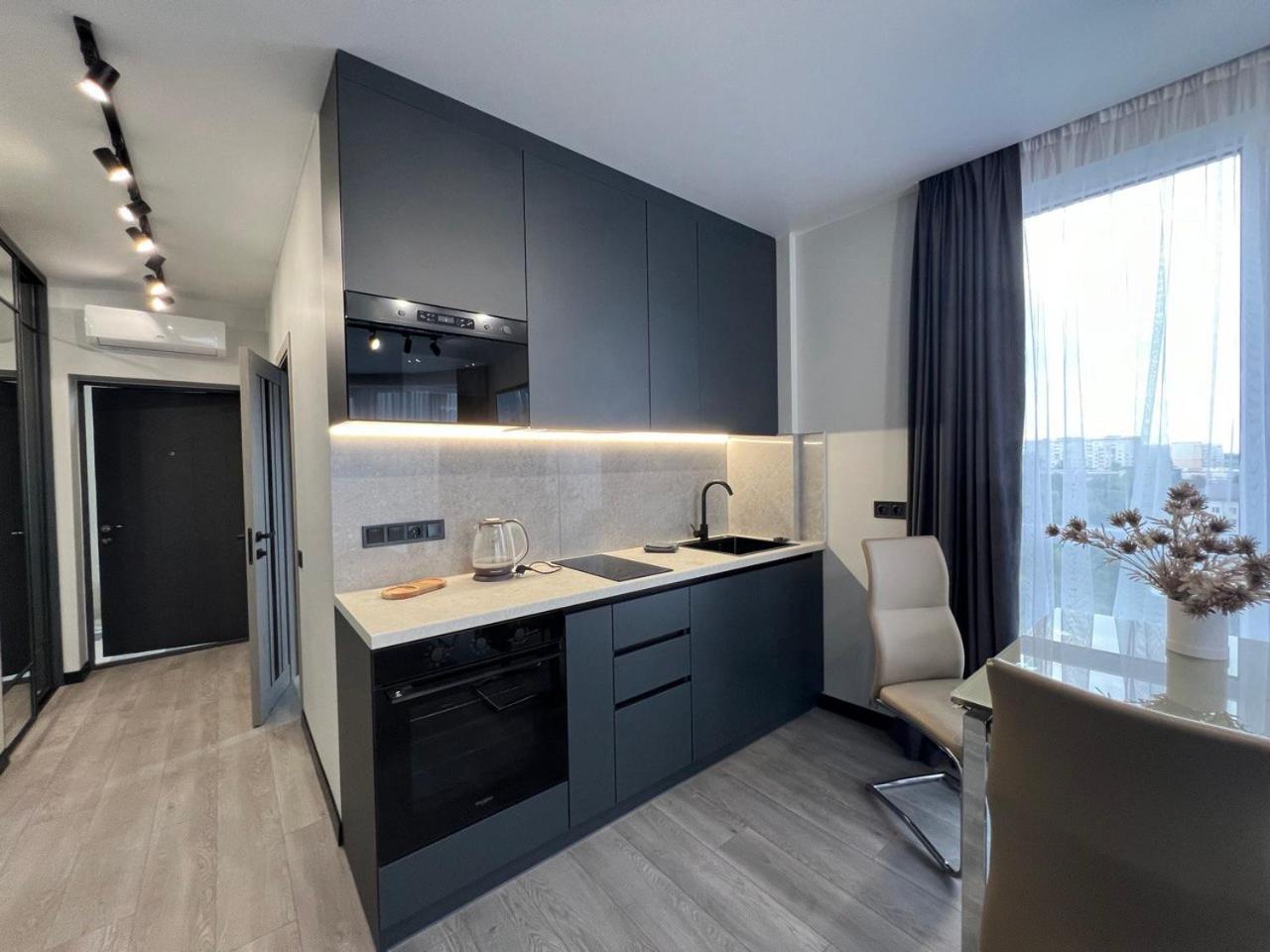 Apartments Vip Avalon Lviv Kültér fotó