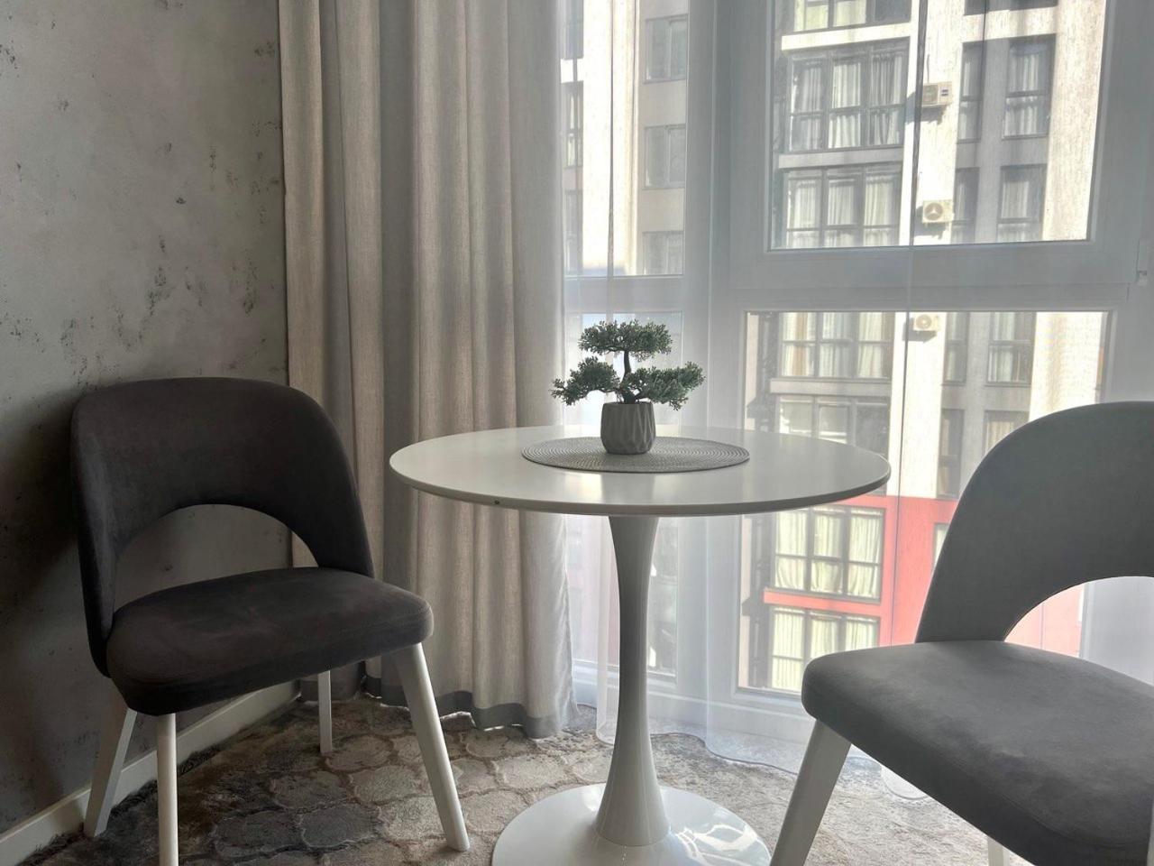 Apartments Vip Avalon Lviv Kültér fotó