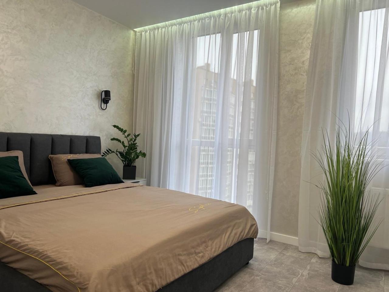 Apartments Vip Avalon Lviv Kültér fotó